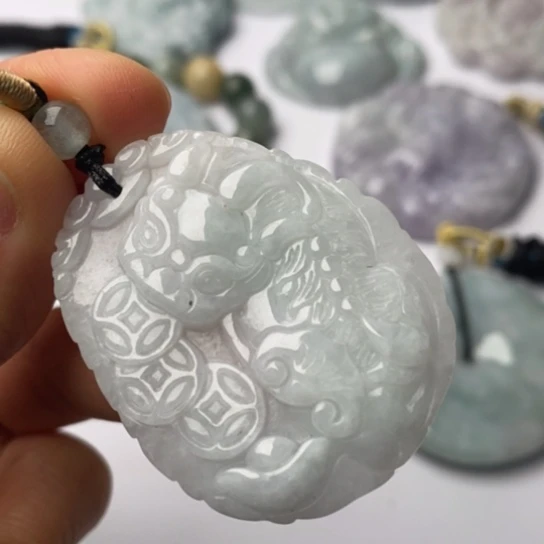 翡翠未镶嵌挂件翡翠