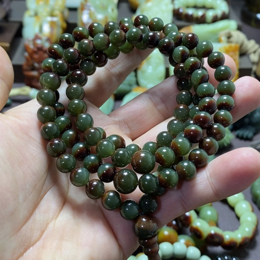 透闪石质玉未镶嵌手链108粒8