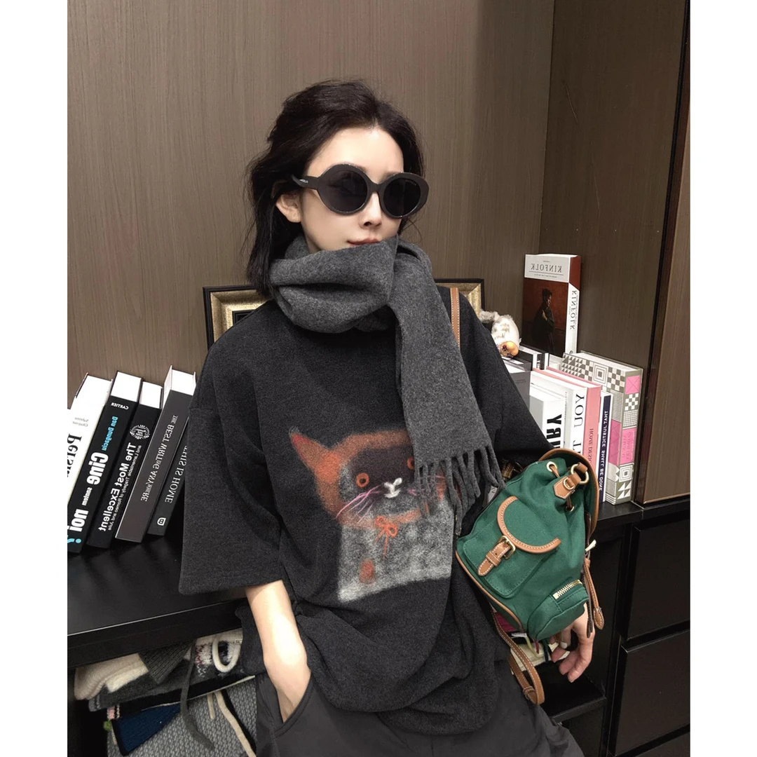 秋冬新款磨毛卡通图案短袖T恤女慵懒风百搭洋气显瘦打底衫上衣