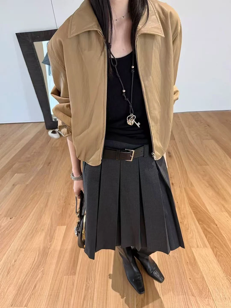 1b4早春新款皮衣外套（有皮味 介意勿拍）