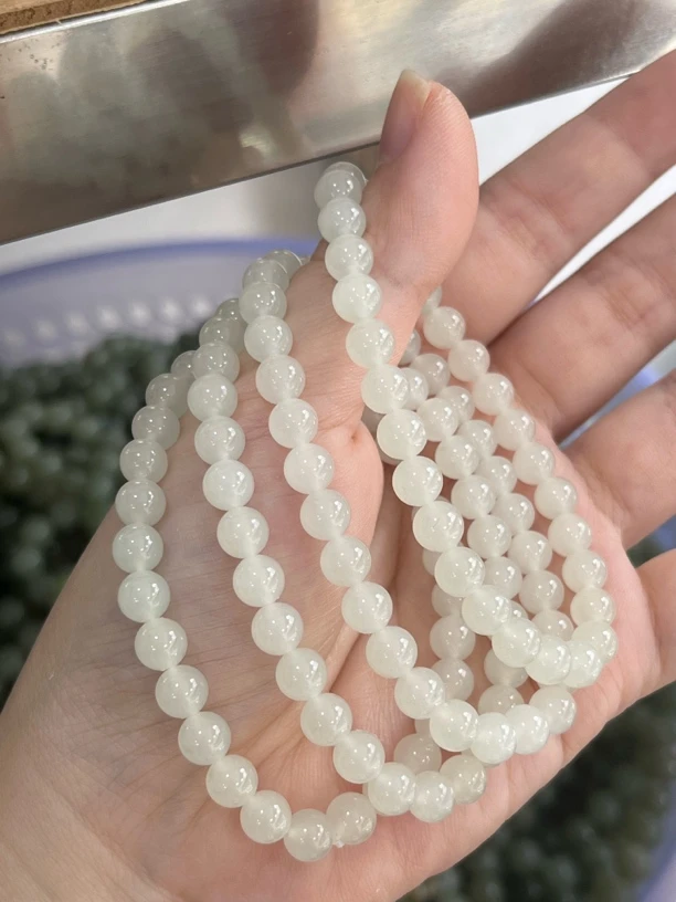 天然和田玉高品质卡6高冰晴白手串