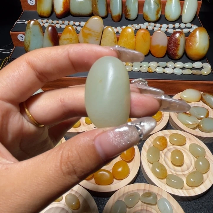 手链未镶嵌和田玉