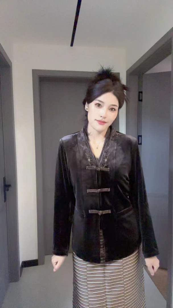 新款冰丝外套三扣百搭款