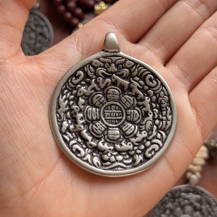 颈饰琉璃凤*喜欢的朋友