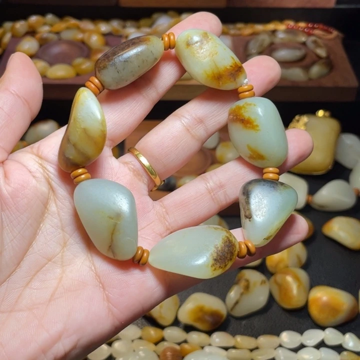 和田玉未镶嵌手链