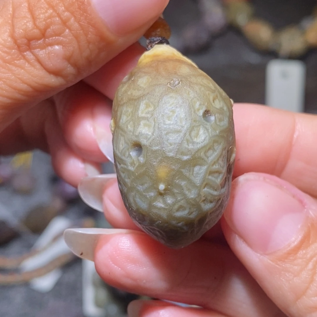 未镶嵌玛瑙/玉髓珠宝半成品