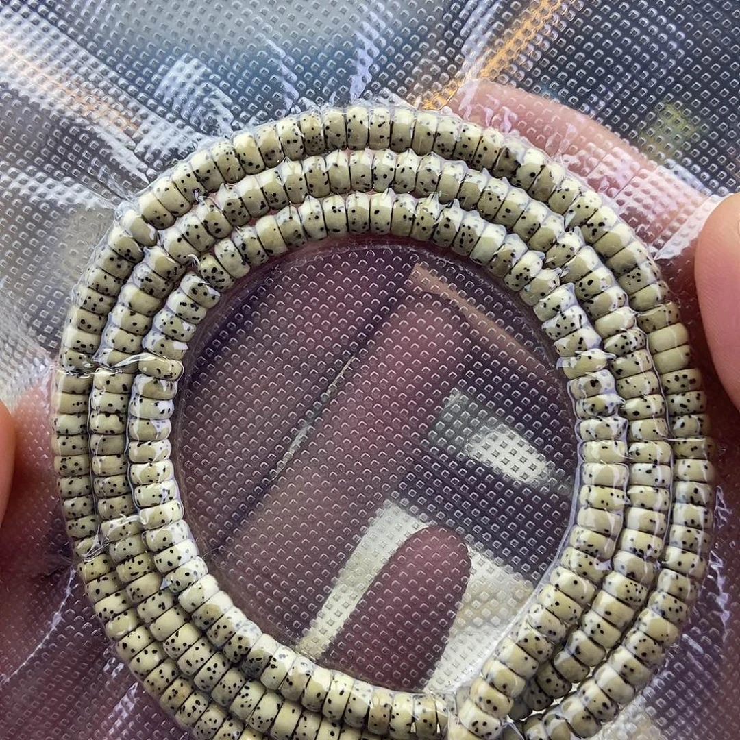 吊坠星月菩提63少星，240颗，原脂白