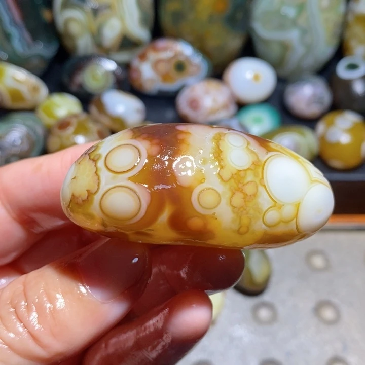 未镶嵌玛瑙/玉髓珠宝半成品128