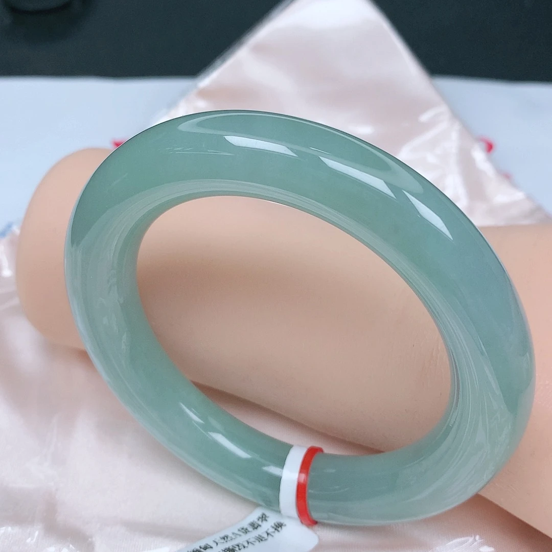 【闪购商品】翡翠手镯未镶嵌，58