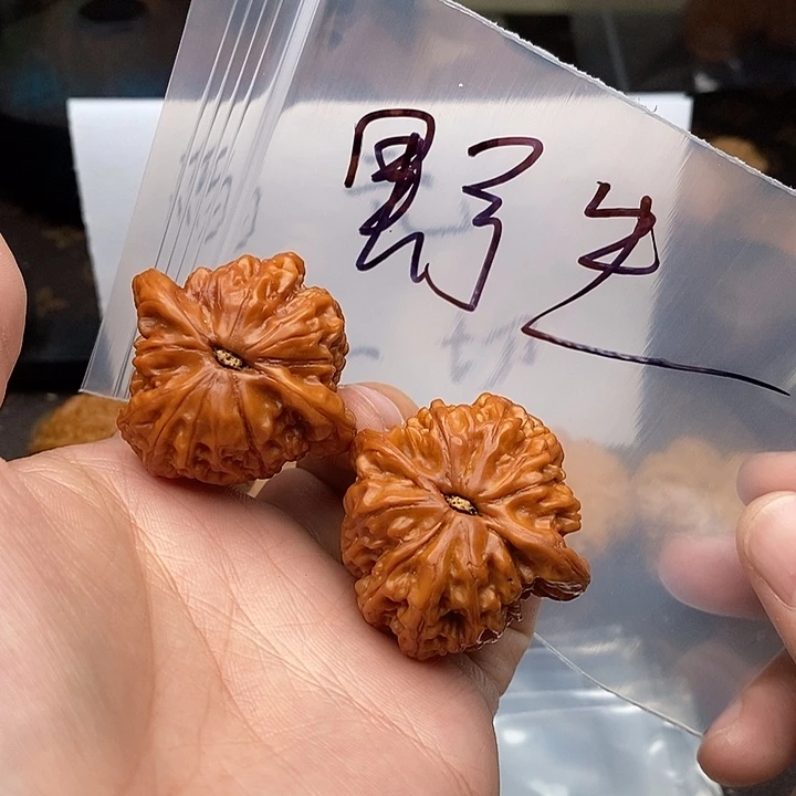 吊坠文玩核桃W;86469494696979