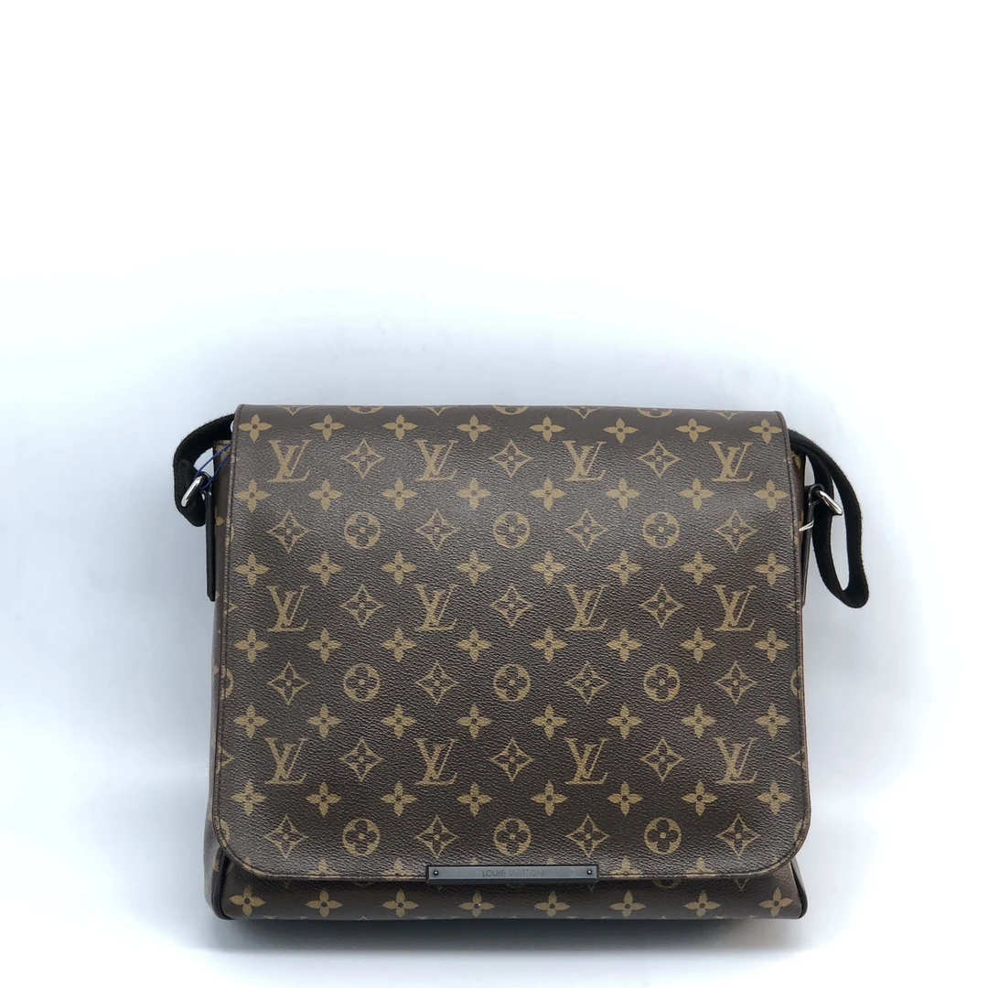 99新 LouisVuitton/路易威登 棕老花斜挎包2556号男士经典