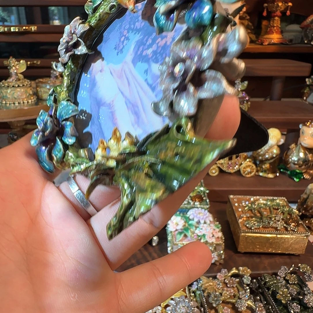 手工制品请勿吹毛求疵