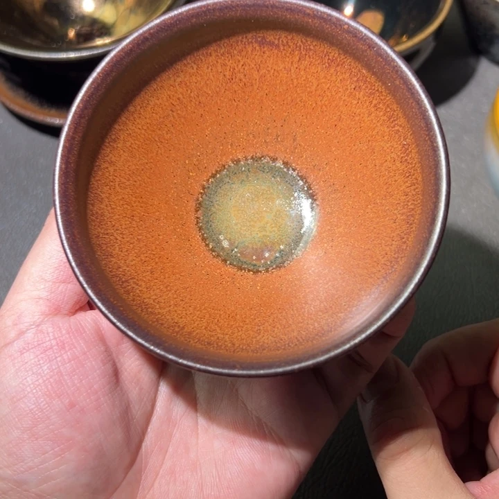 茶盏你的心在滴血呢