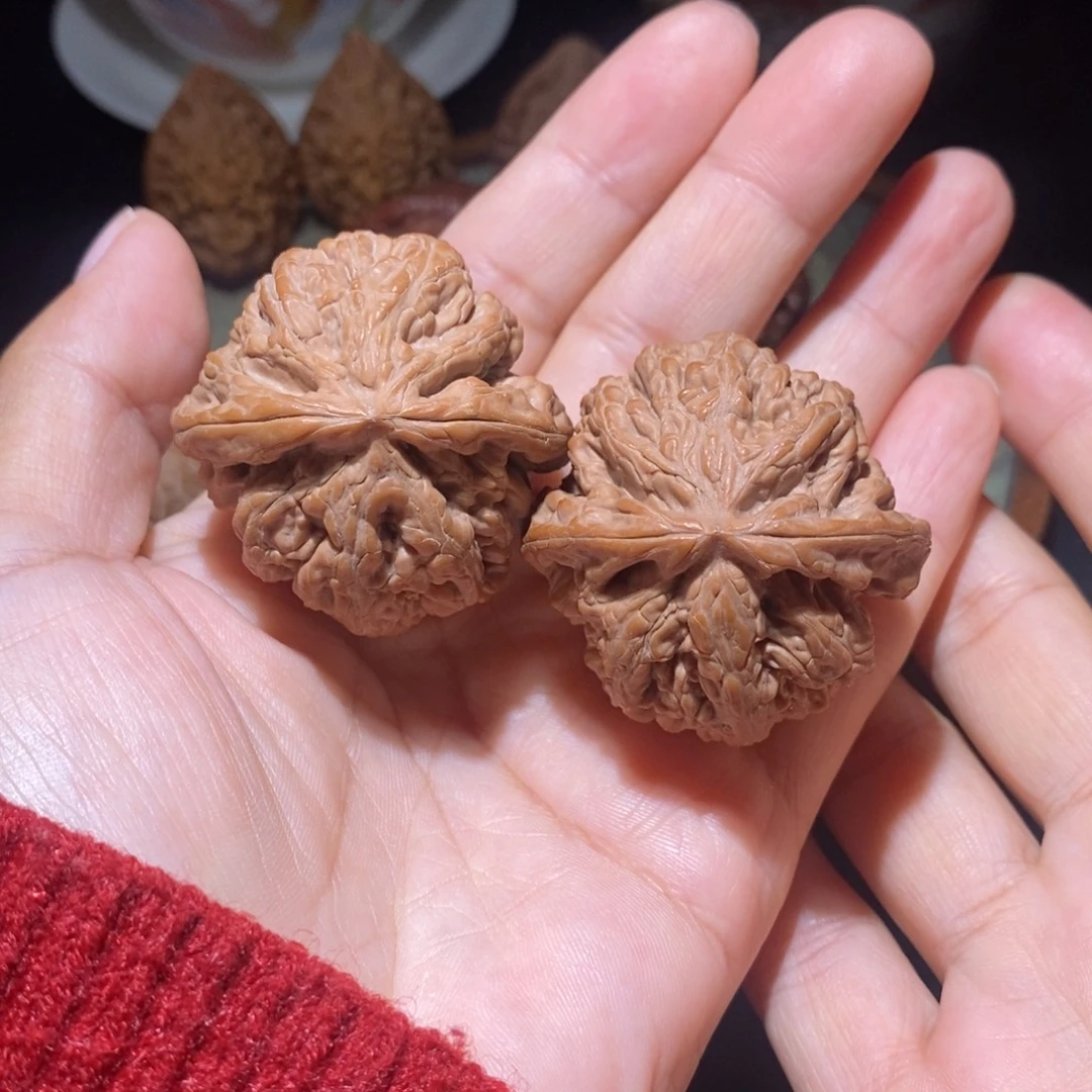 文玩核桃把件40粗筋