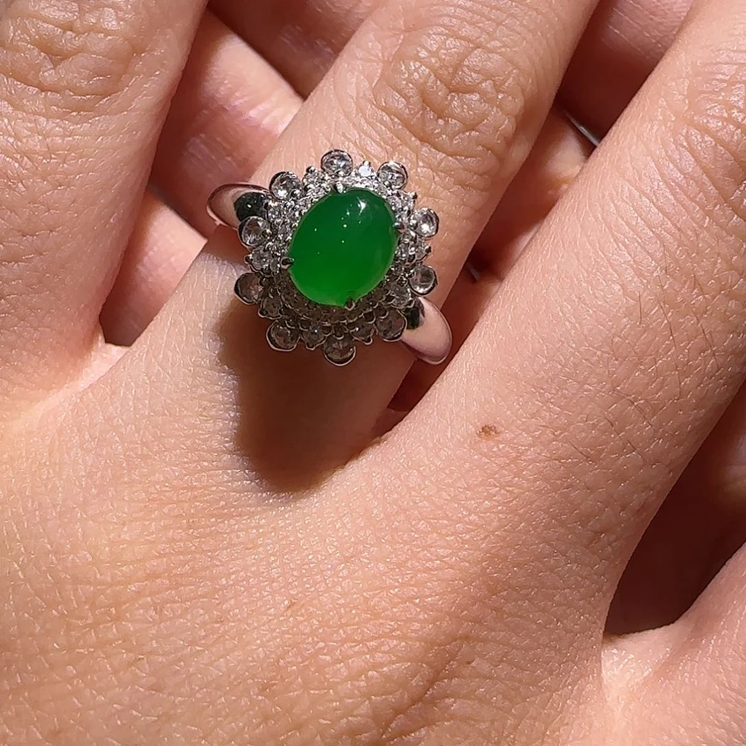 【闪购商品】翡翠戒指18K金镶嵌?*虹天然缅甸A货翡翠