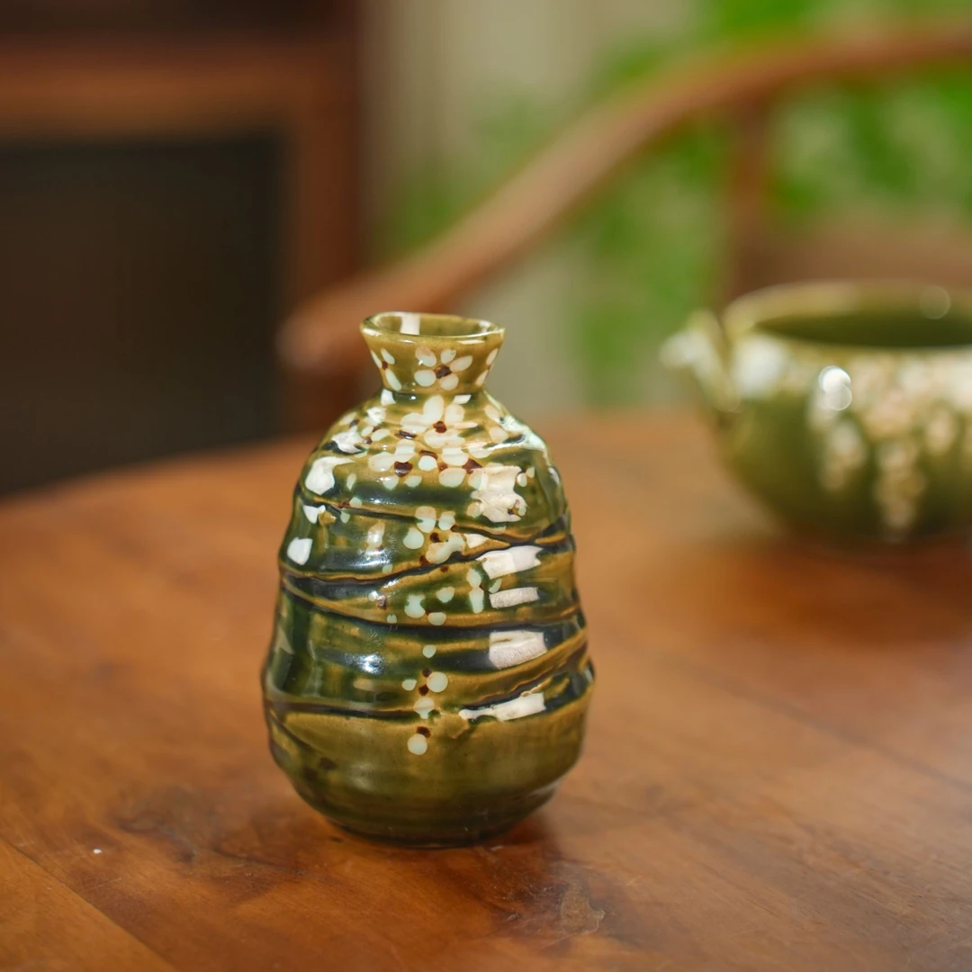 简家特调个性绿釉陶艺分酒壶办公桌花器随手礼桌面茶桌配套摆件