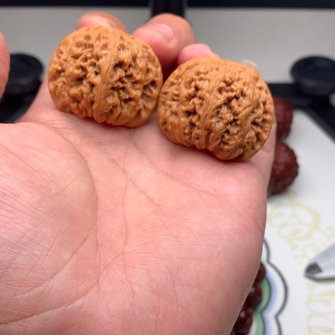 文玩核桃把件?*锋粗筋39.5