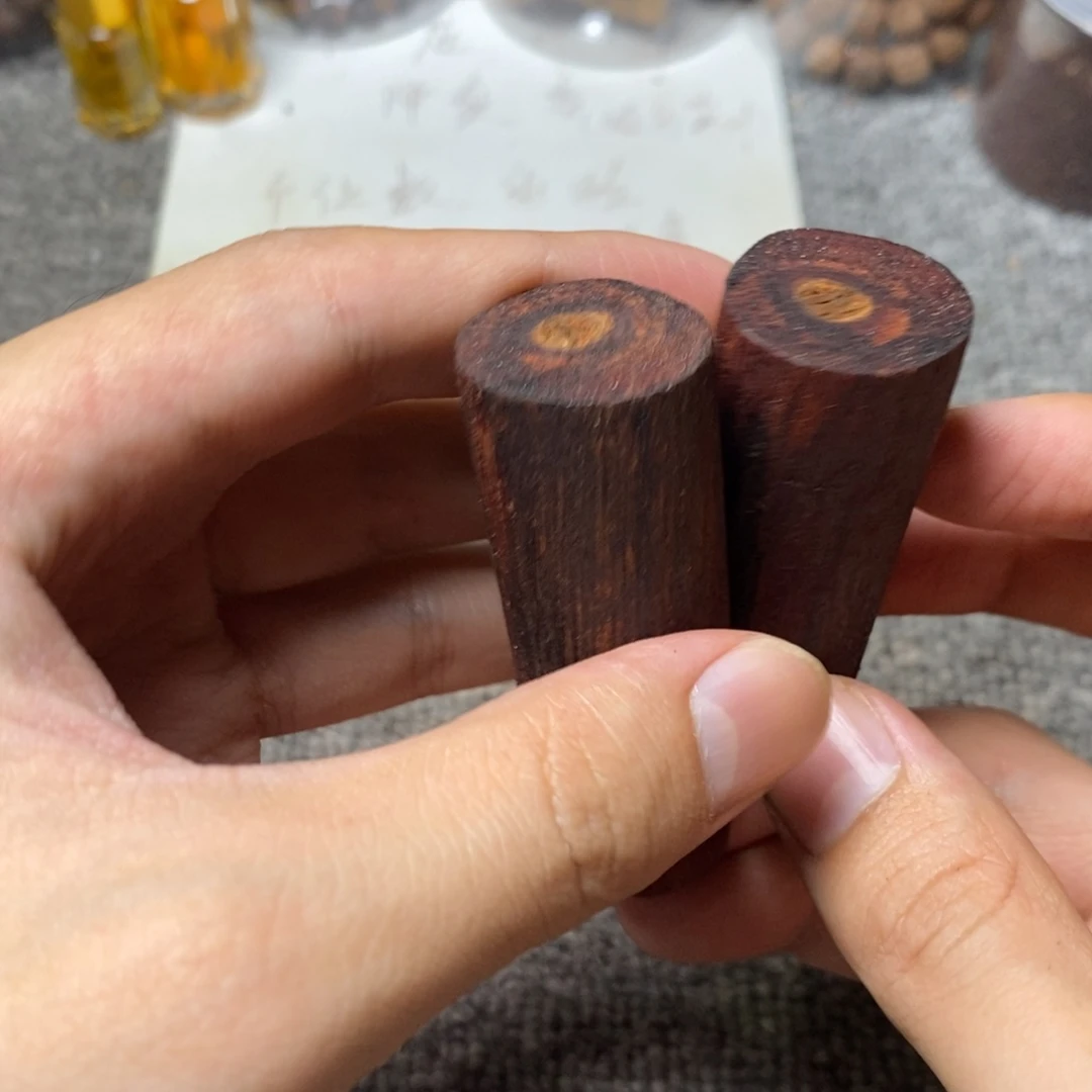 藤类降真香手把件精工