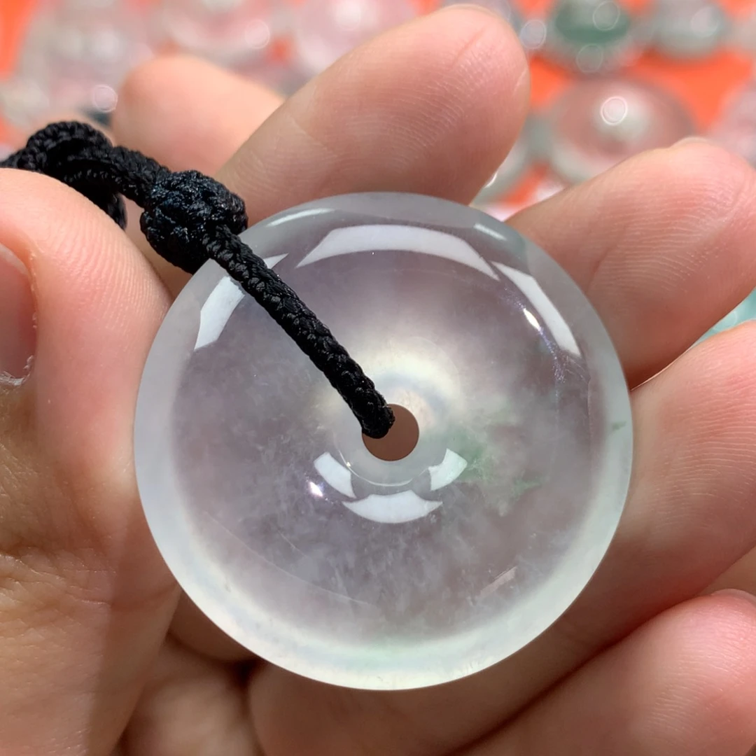 翡翠未镶嵌颈饰40
