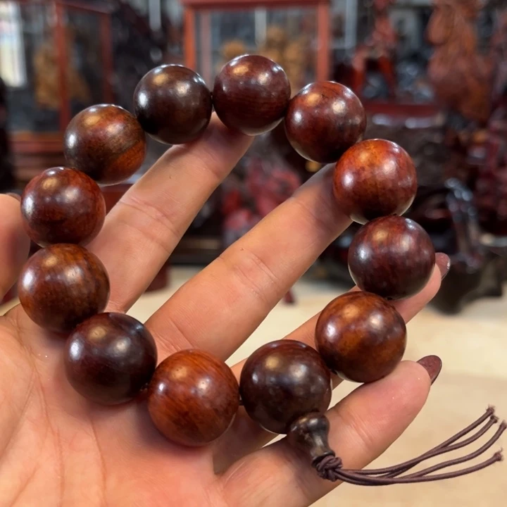 交趾黄檀（大红酸枝）手串