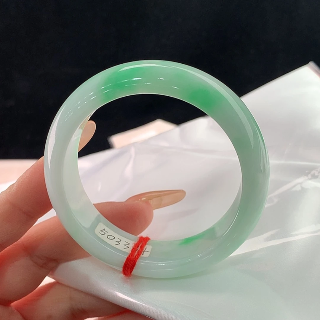 【闪购商品】未镶嵌手镯翡翠53.8，52/53