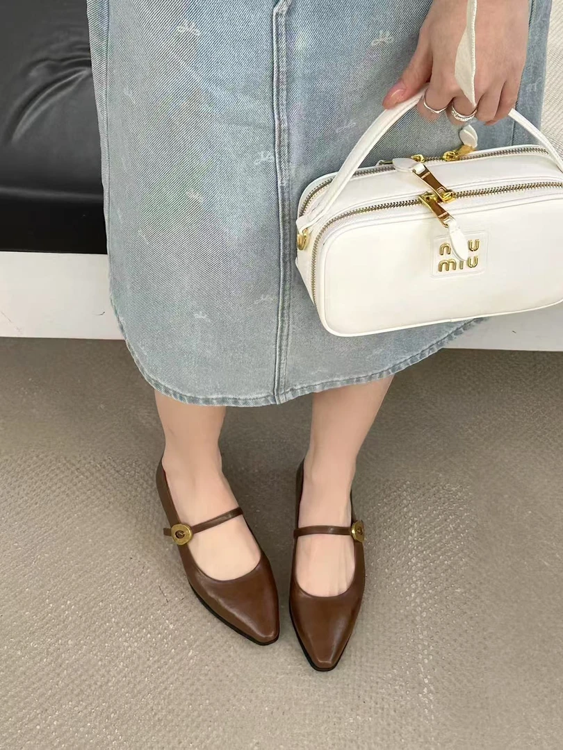 法式2025平底尖头百搭舒适软底女鞋82-23