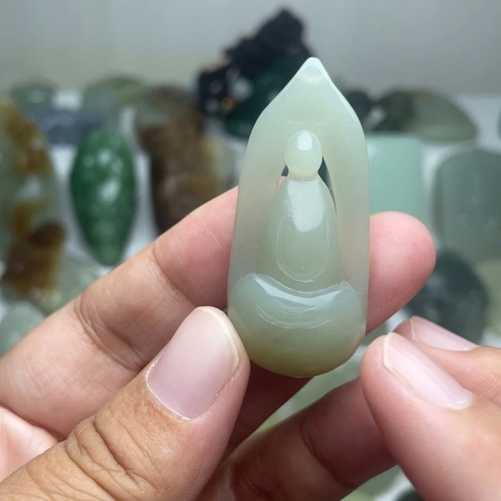 颈饰未镶嵌和田玉