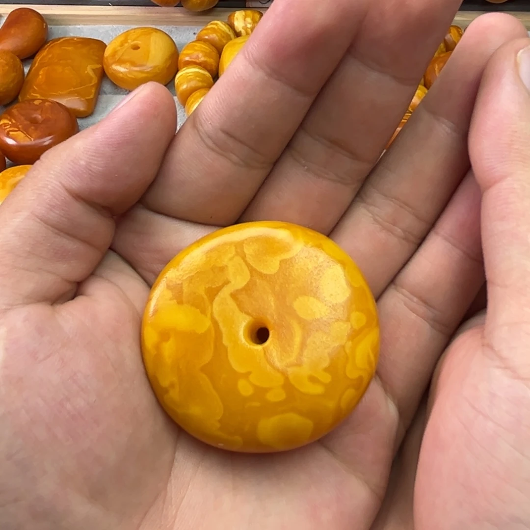 未镶嵌吊坠(不含链)琥珀