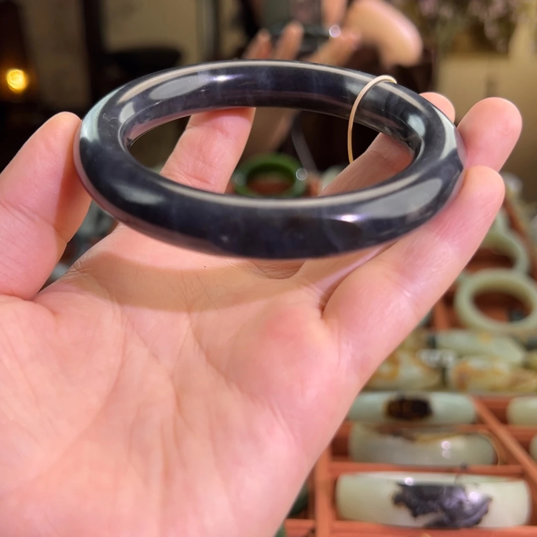 和田玉（子料）未镶嵌手镯