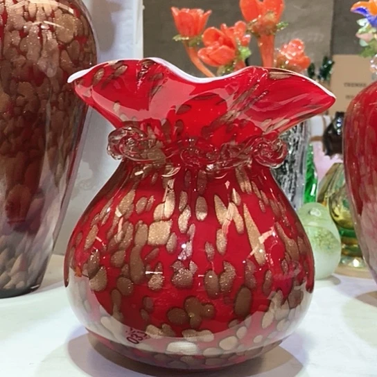 琉璃花瓶高20厘米口径10厘米