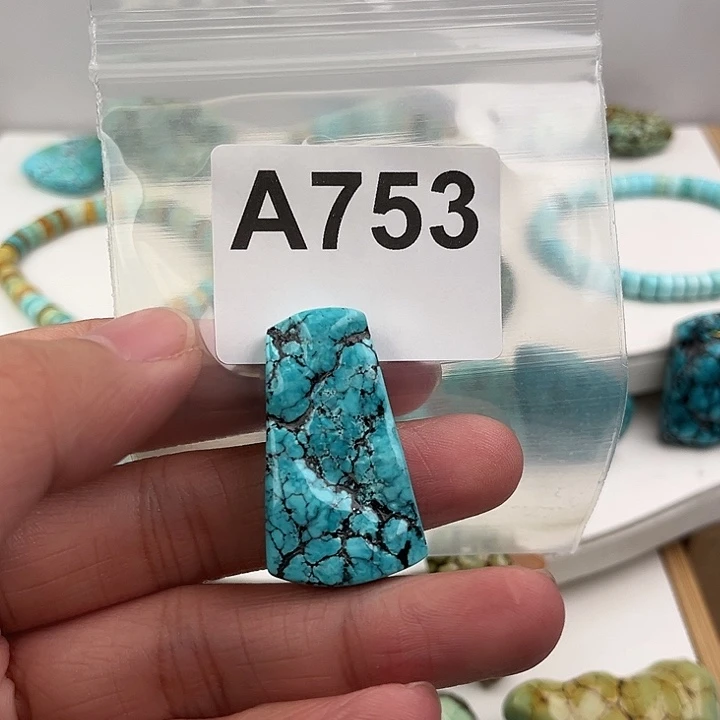 绿松石未镶嵌珠宝半成品