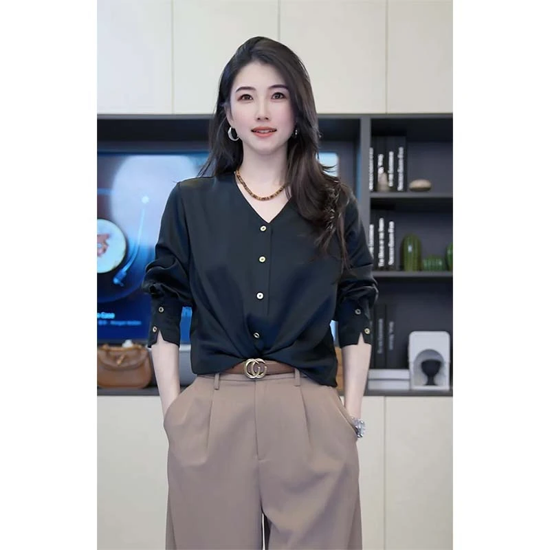 小乖逃D新款V领醋酸白色醋酸衬衫洋气衬衣上衣宽松长袖百搭L24021