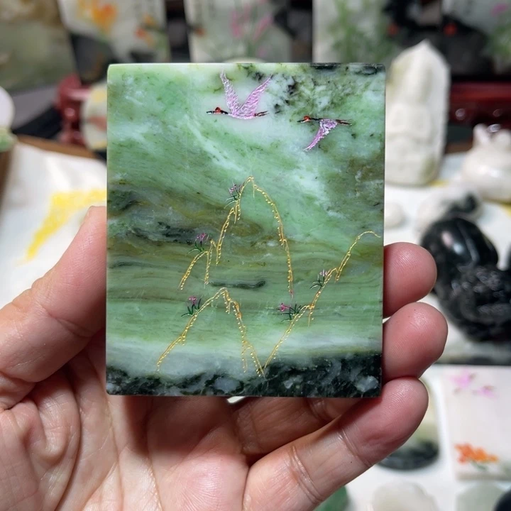 独山玉未镶嵌颈饰手把