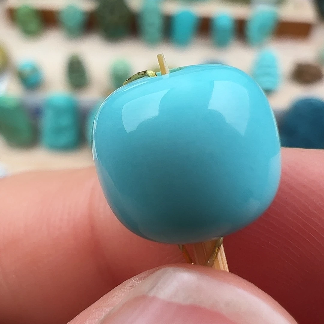 绿松石配饰未镶嵌