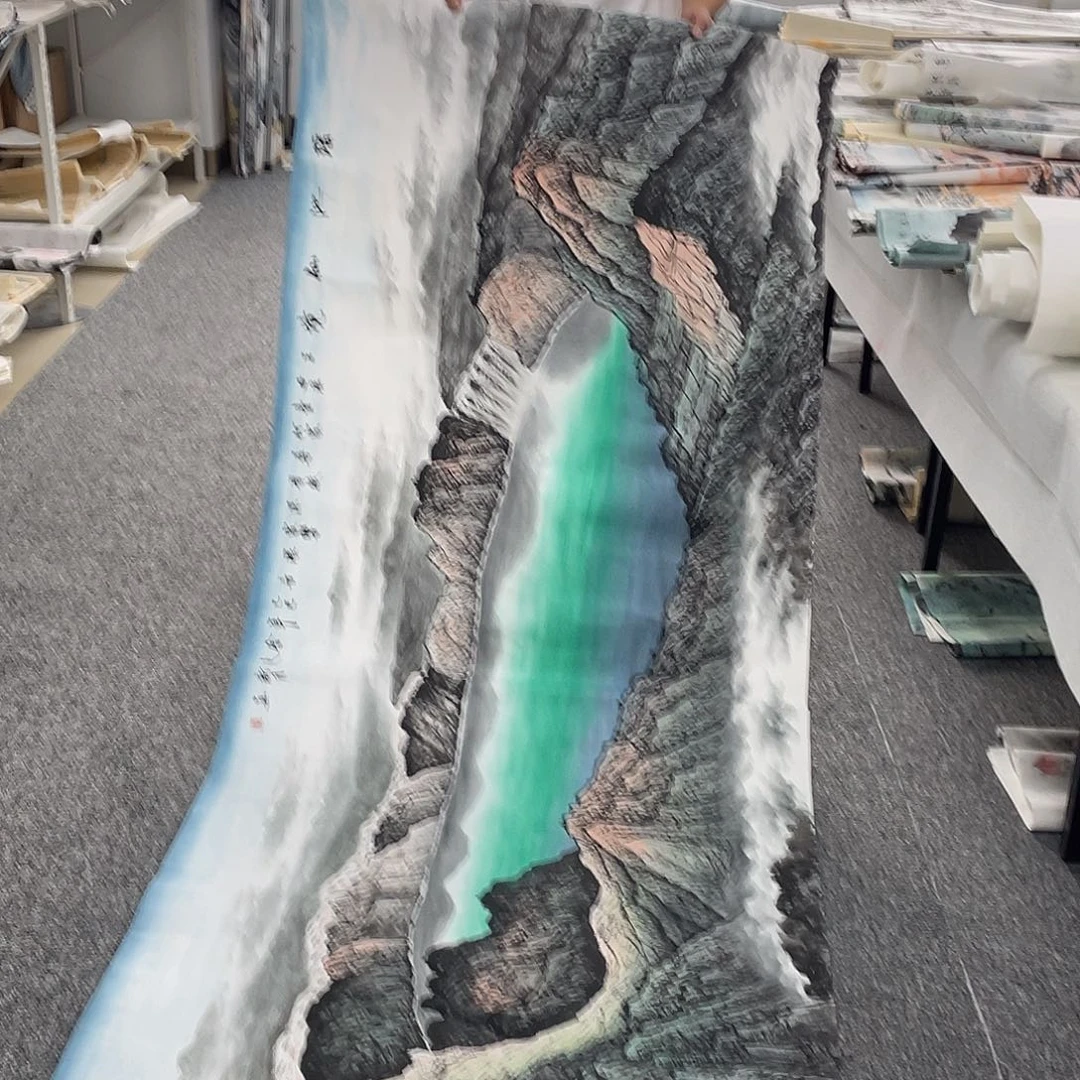 国画纯手工制作的一