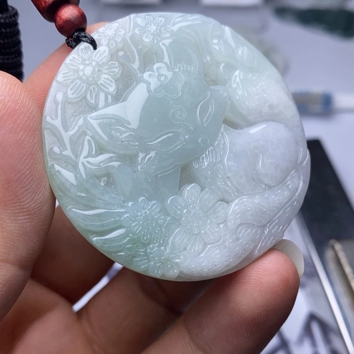 翡翠未镶嵌颈饰翡翠