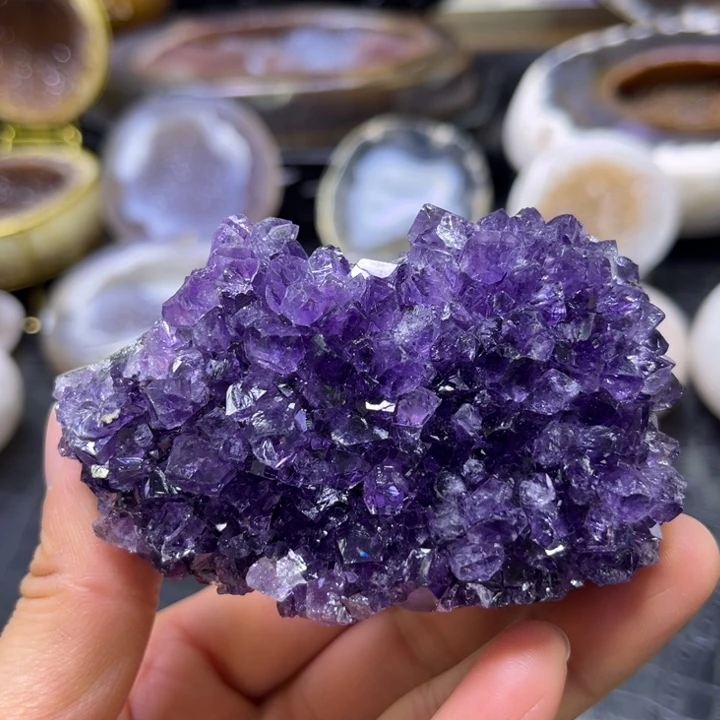 未镶嵌水晶珠宝半成品紫晶山