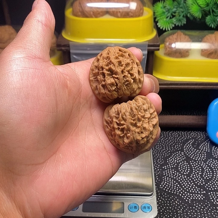 吊坠文玩核桃福利亮灯牌有效