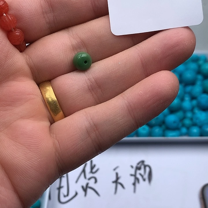 南红玛瑙未镶嵌珠宝奇石