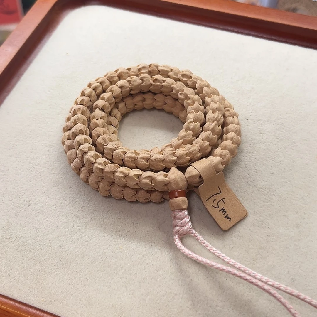 雪***颜柏香籽/百香籽吊坠