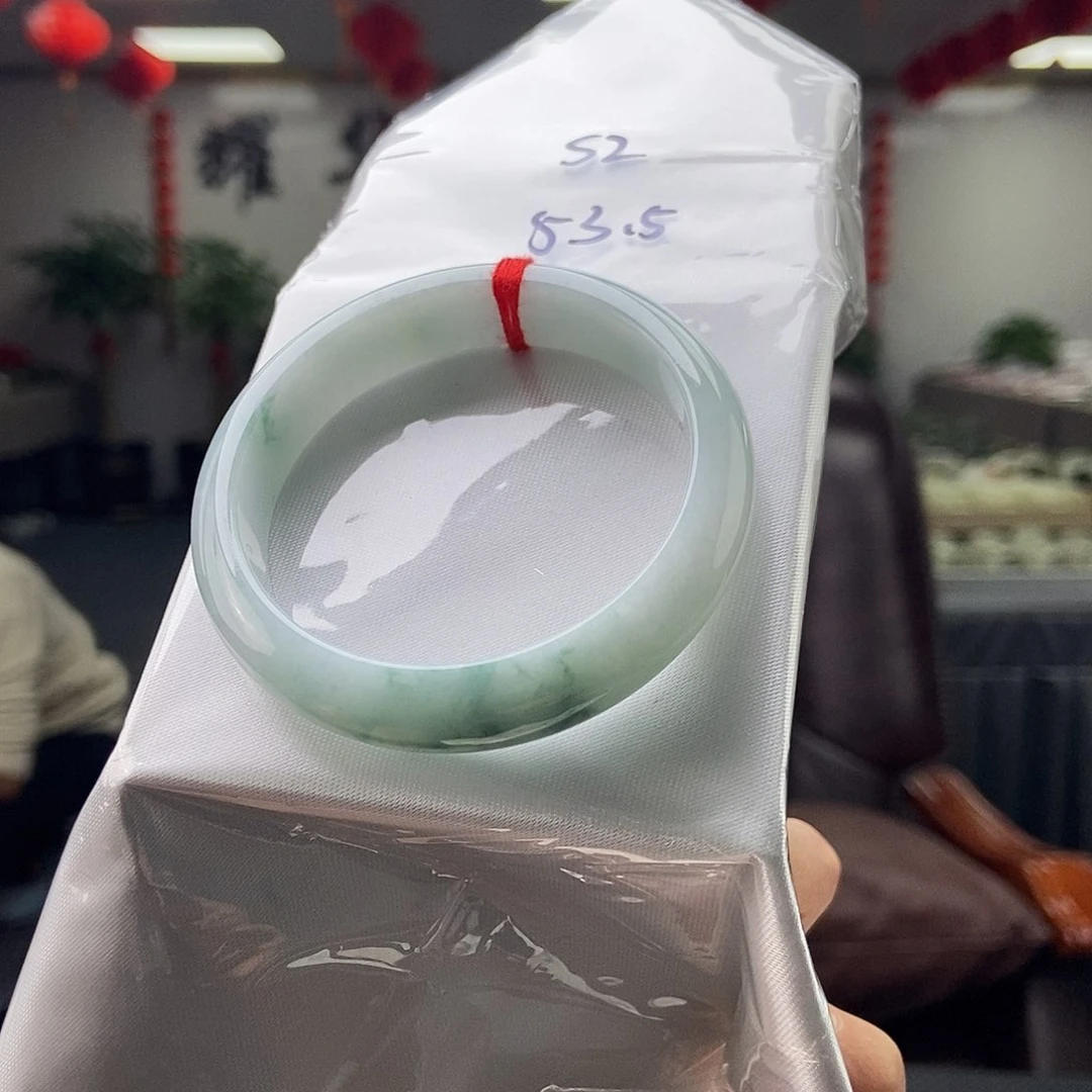 翡翠手镯未镶嵌拍一发一