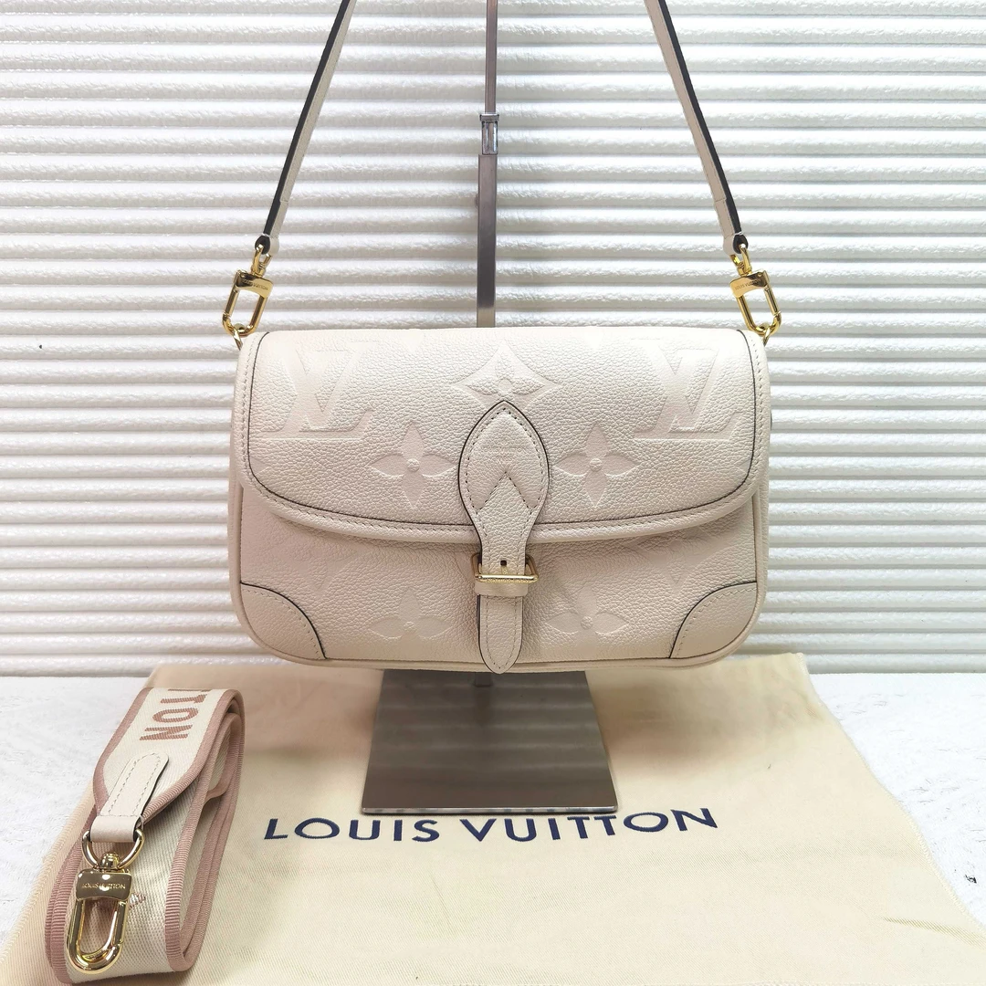 95新 LouisVuitton/路易威登 LV路易威登Diane法棍包单肩包斜挎包