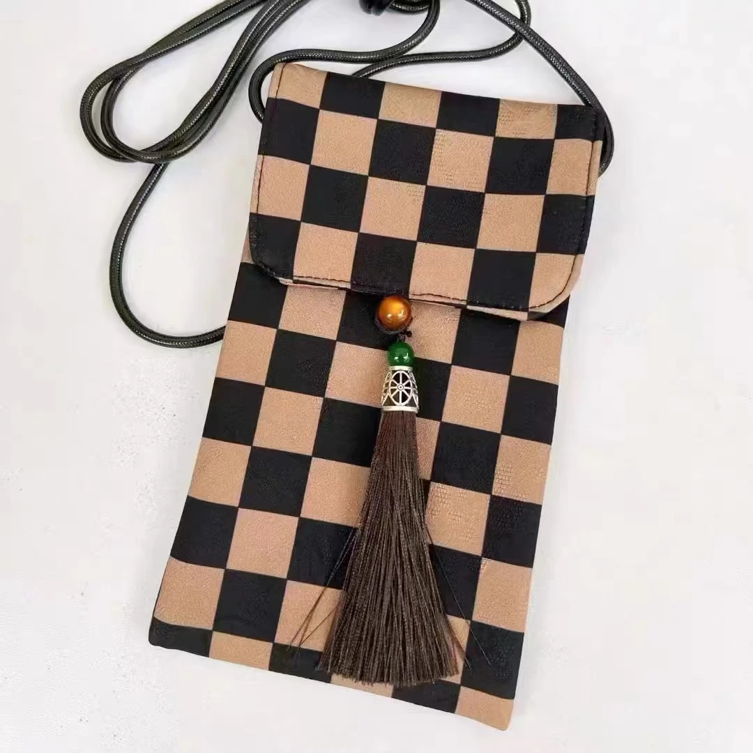 【棋盘格手机包】新中式11*19龙鳞纹调节斜挎包实用小巧百搭