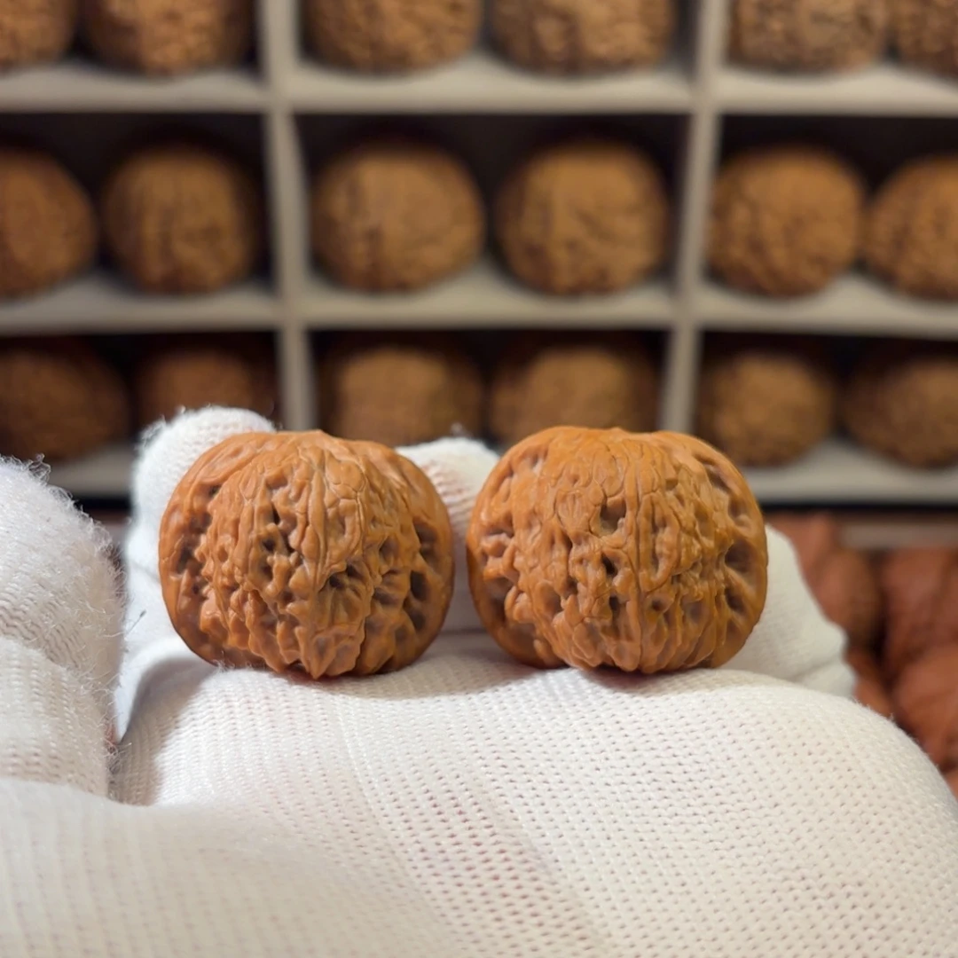 文玩核桃把件32尺全品正磨