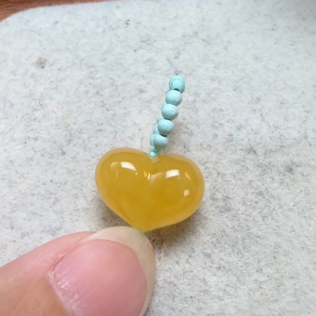 琥珀未镶嵌珠宝奇石定制