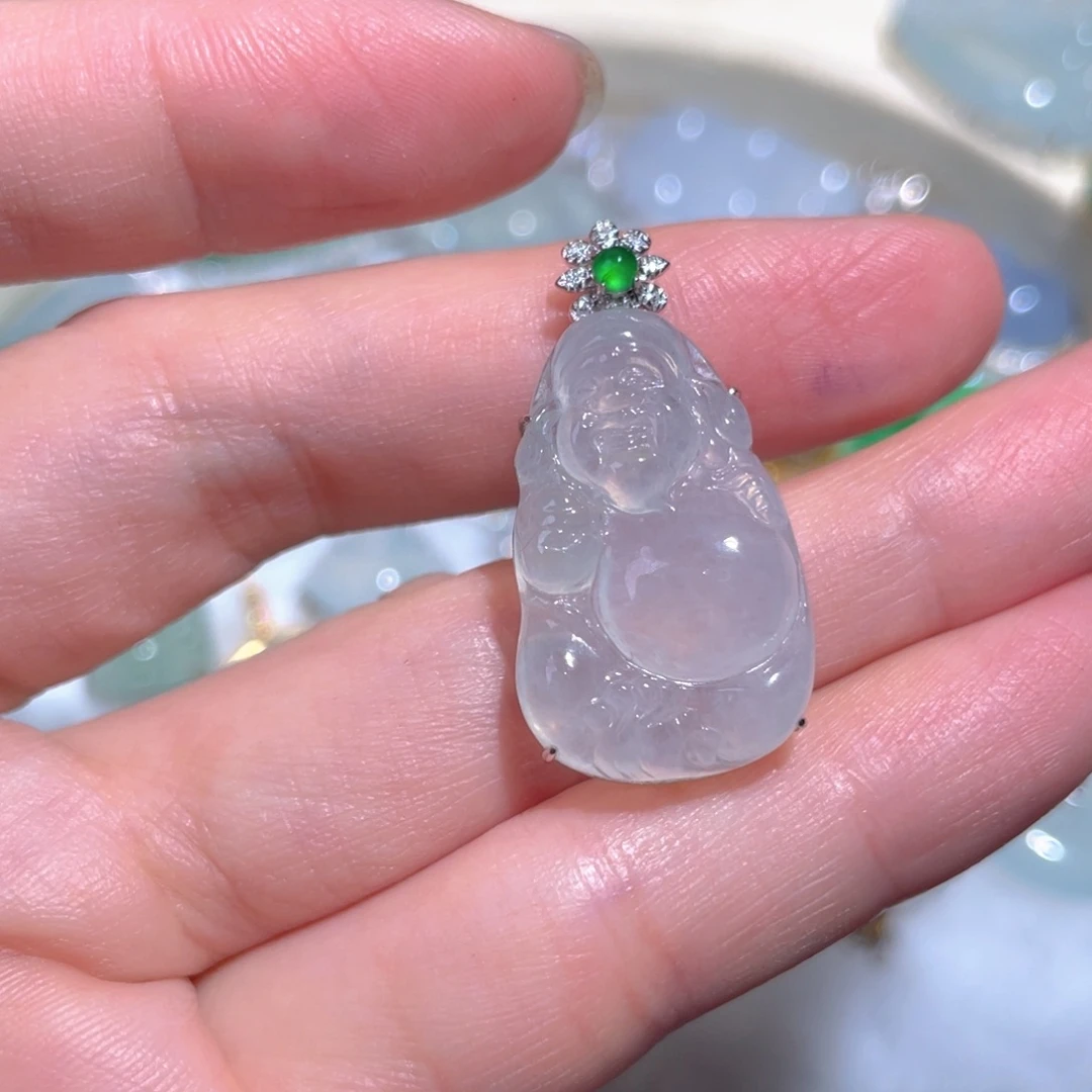 翡翠颈饰18K金镶嵌翡翠