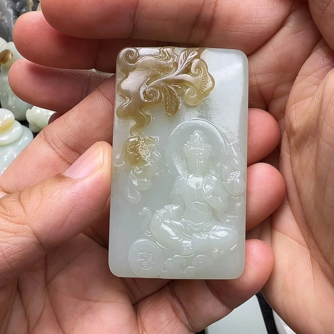 和田玉未镶嵌颈饰