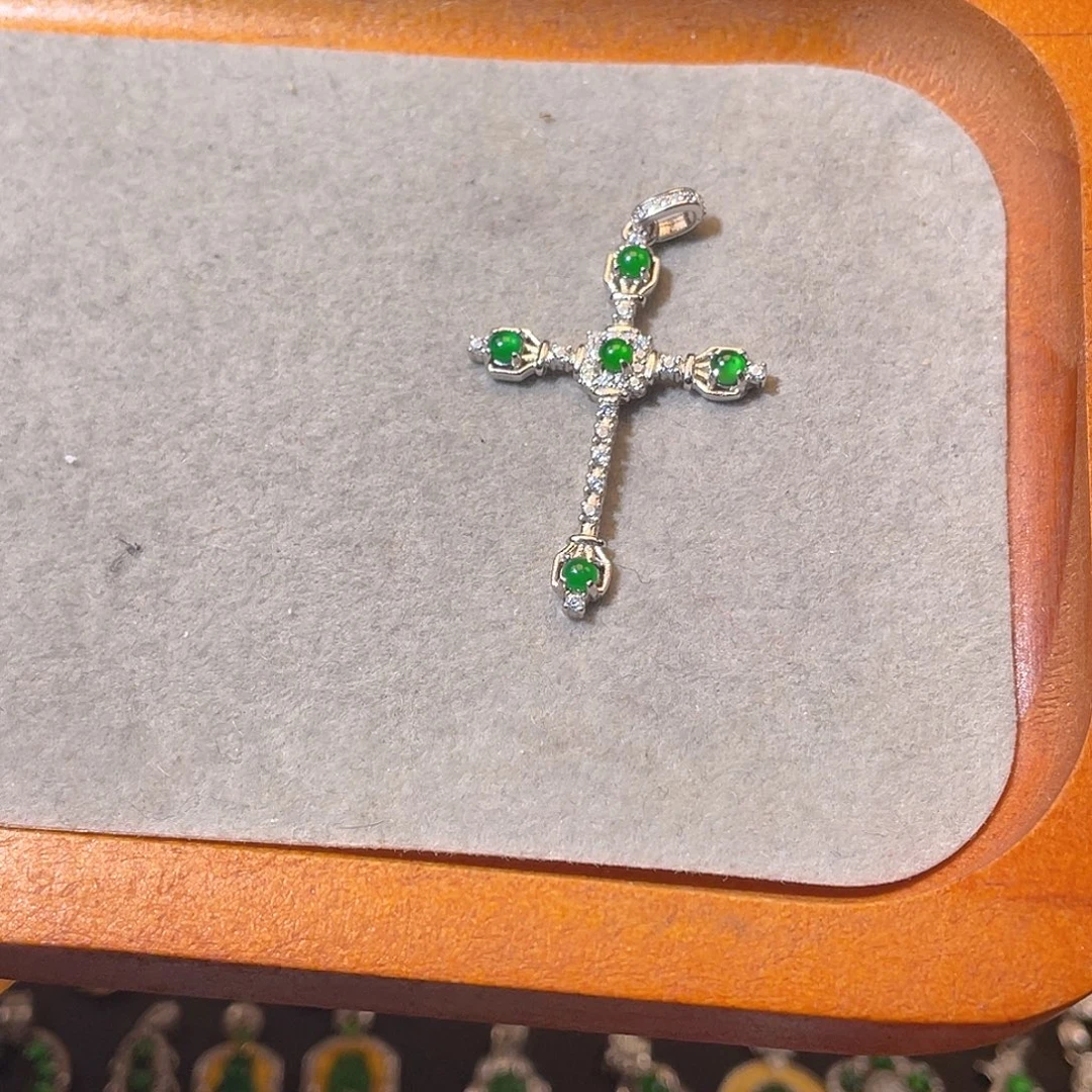 翡翠银S925镶嵌颈饰