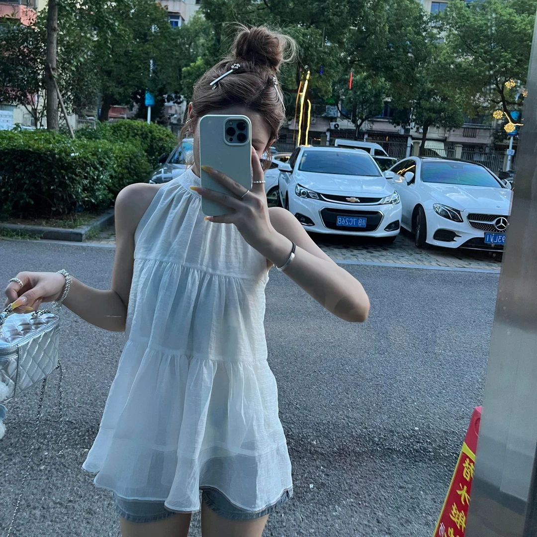 2025夏季优雅新款挂脖无袖白色上衣气质显瘦洋气休闲百搭性感辣妹