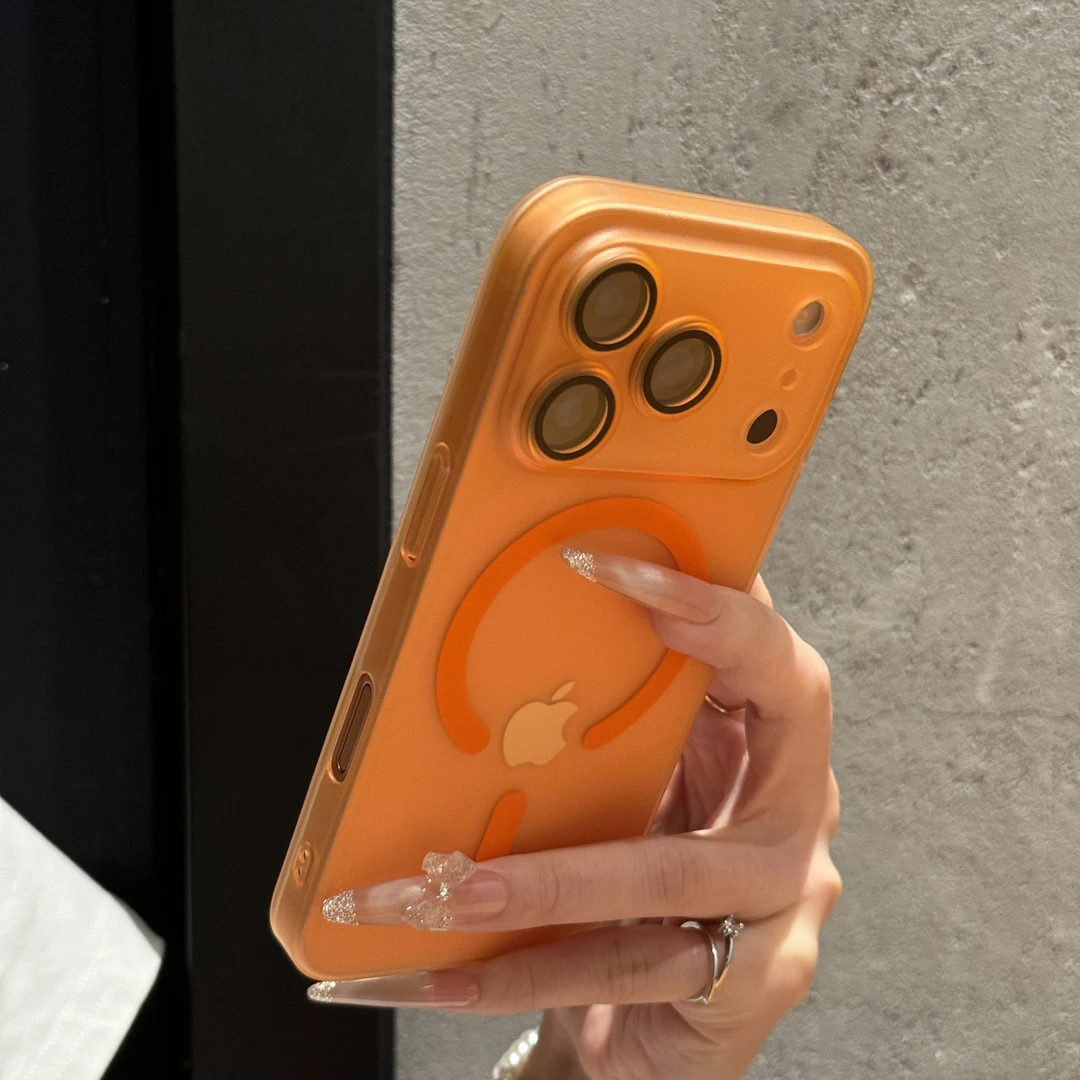 高级磨砂磁吸适用苹果17promax手机壳iPhone16/15/14/13简约时尚